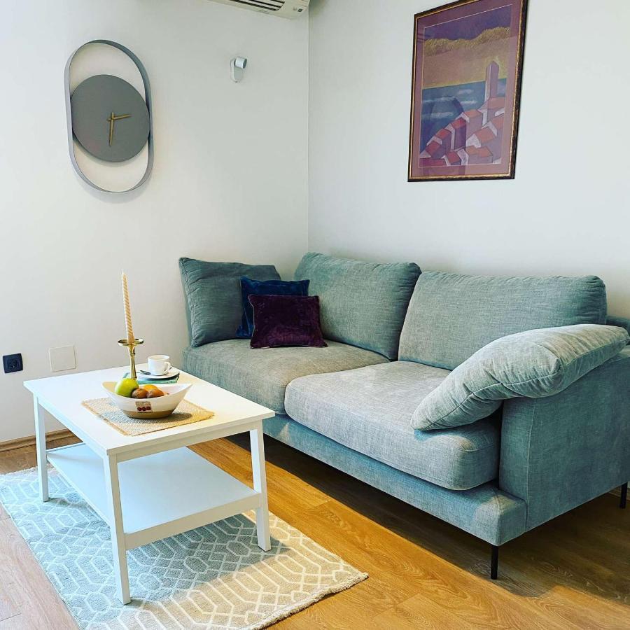 Apartments Fantasia Pula Extérieur photo